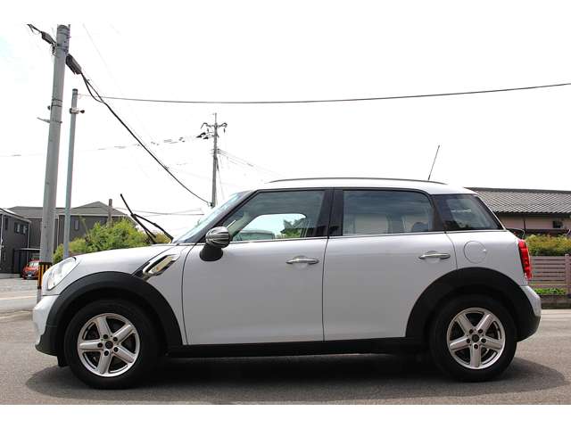 MINI Crossover 9