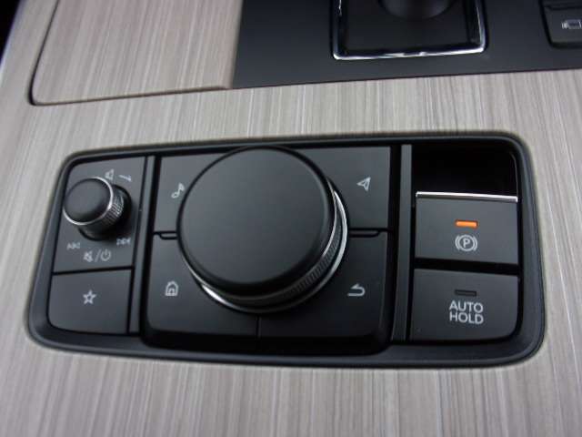 Mazda CX-60 8