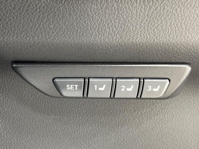 Lexus NX 10