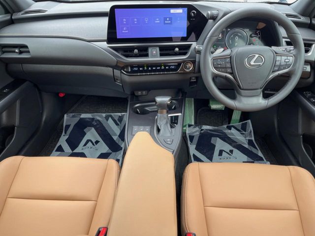 Lexus UX 2