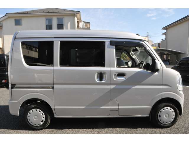 Suzuki Every 12
