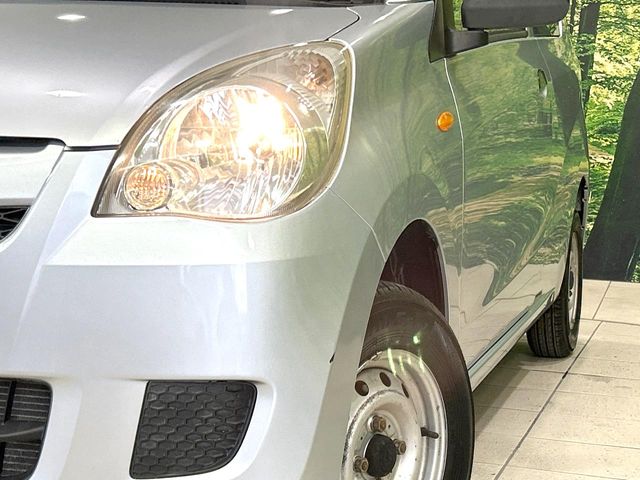 Daihatsu Mira 10