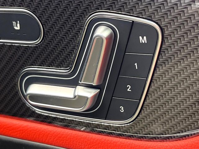 Mercedes-Benz GLB 6