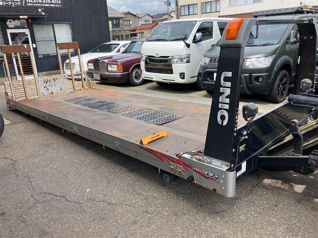 Hino Dutro 2