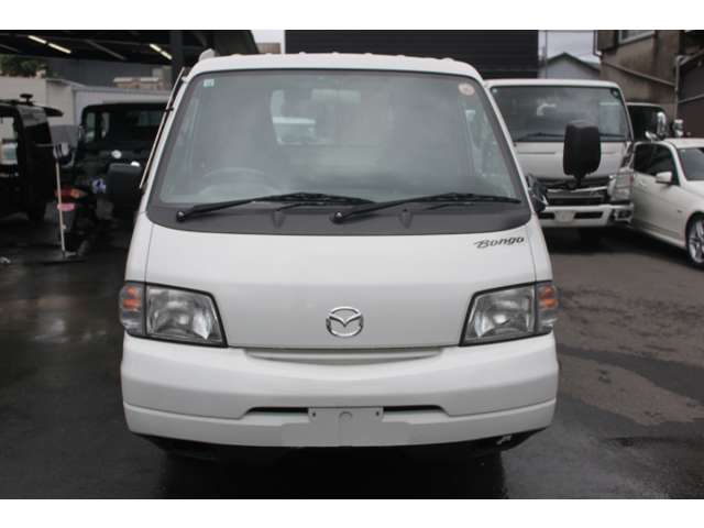 Mazda Bongo Truck 2