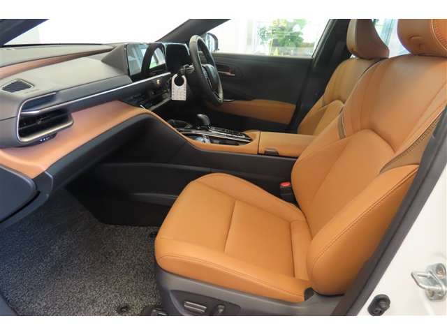 Toyota Crown Sport 12