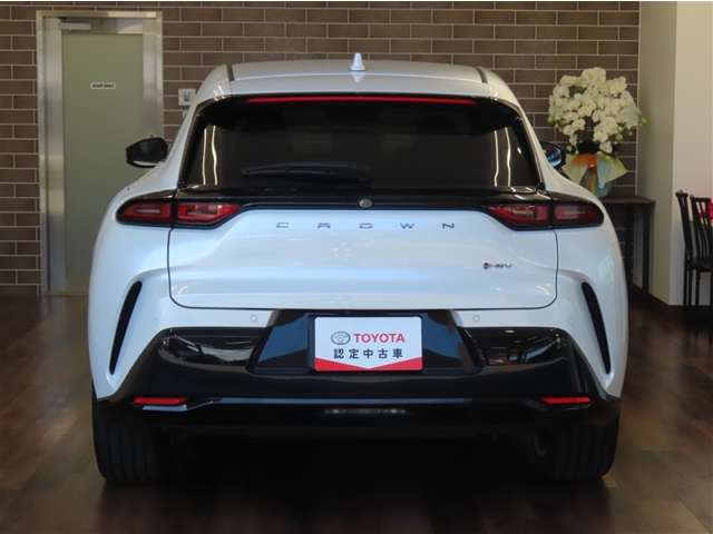 Toyota Crown Sport 7