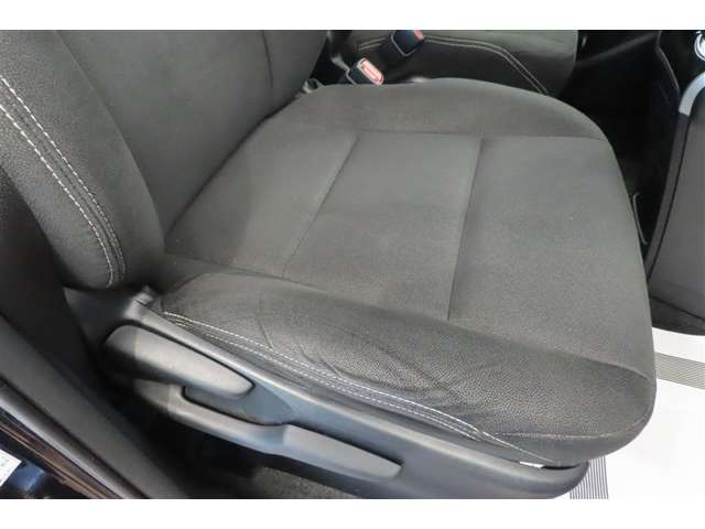 Toyota Esquire 12