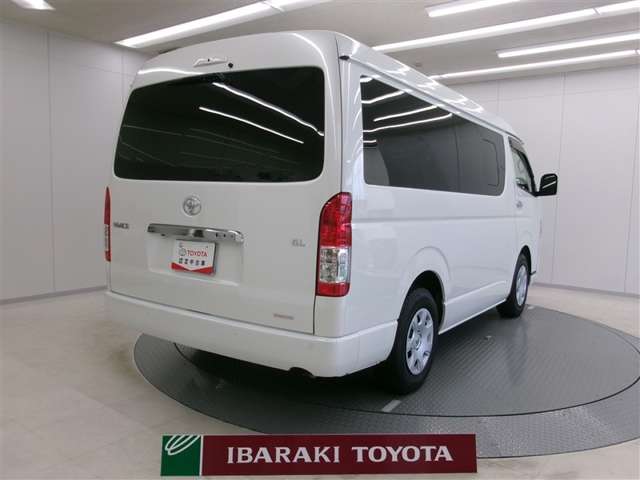 Toyota Hiace 3