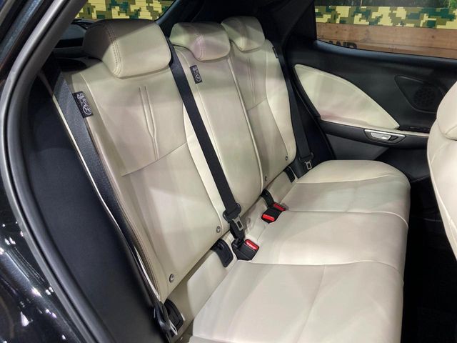 Lexus LBX 10