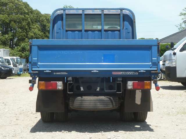 Hino Dutro 5
