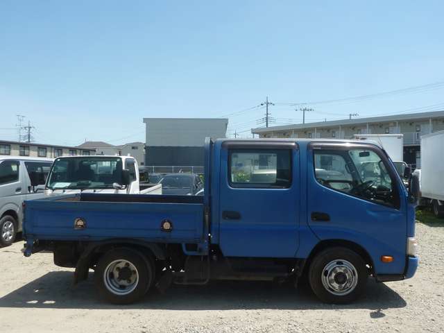 Hino Dutro 7