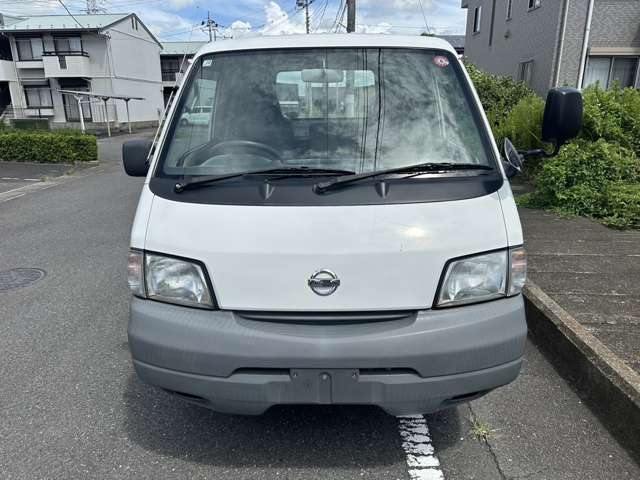 Nissan Vanette Truck 2