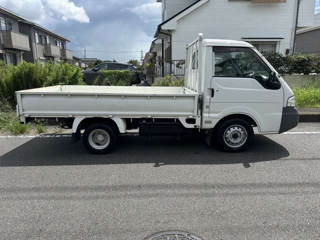 Nissan Vanette Truck 4
