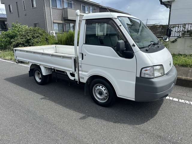 Nissan Vanette Truck 7