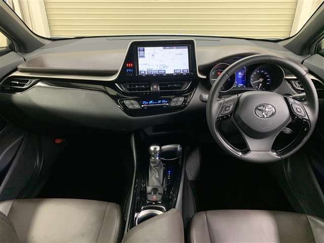 Toyota C-HR 8