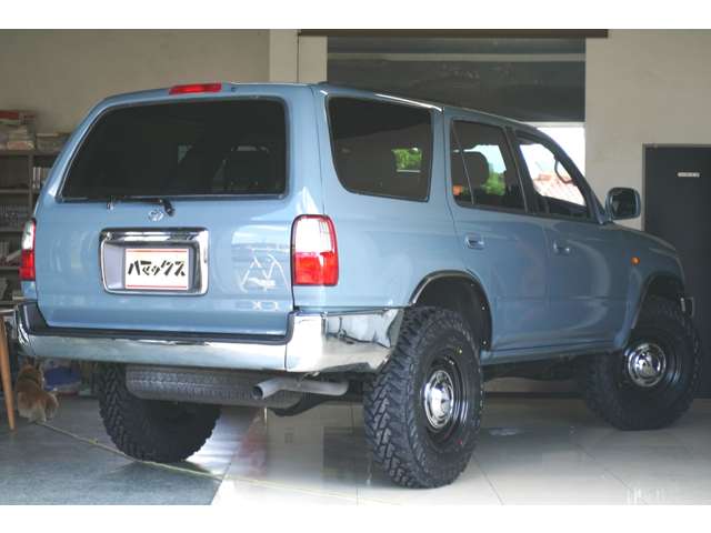 Toyota Hilux Surf 3