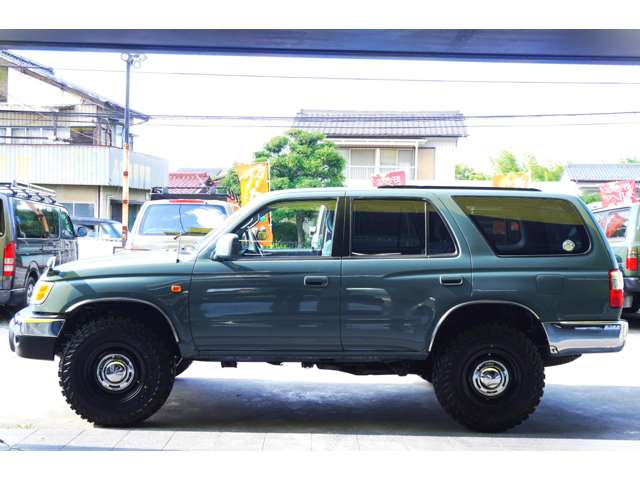 Toyota Hilux Surf 4