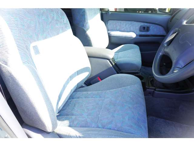 Toyota Hilux Surf 9