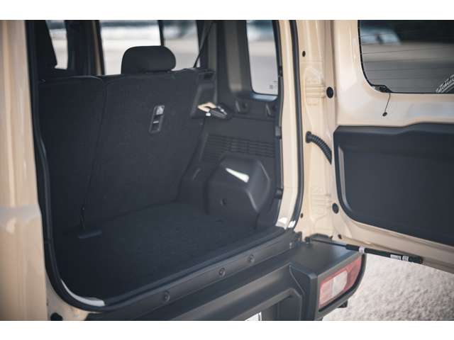 Suzuki Jimny Nomade 10