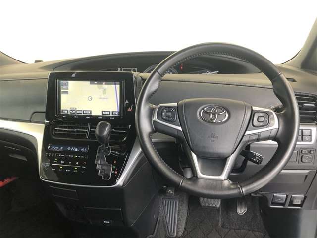 Toyota Estima 6