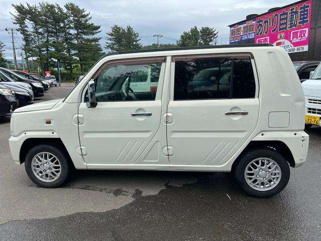 Daihatsu ネイキッド 6