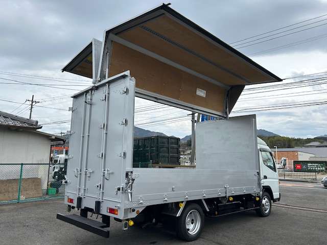 Mitsubishi Fuso Canter 12