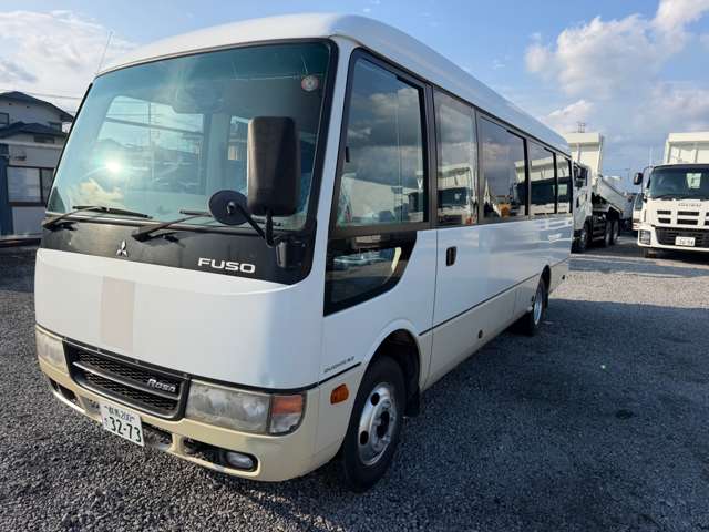 Mitsubishi Fuso Rosa 2