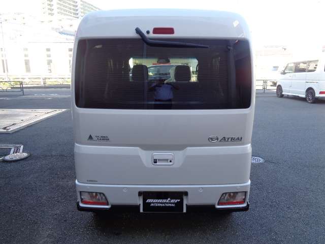 Daihatsu Atrai 3
