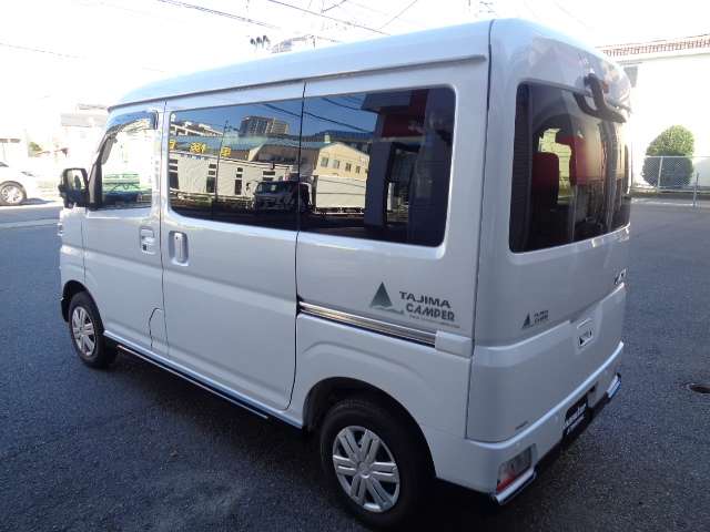 Daihatsu Atrai 6