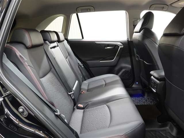 Toyota RAV4 9