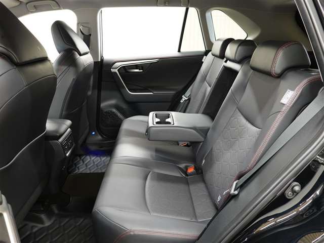 Toyota RAV4 10