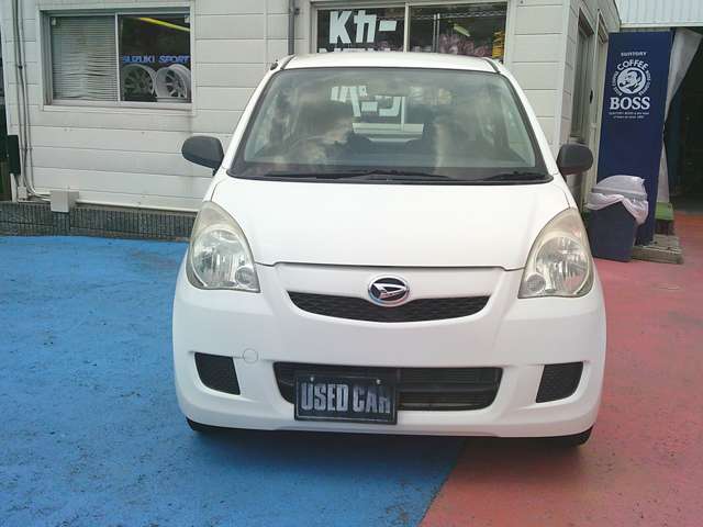 Daihatsu Mira 2