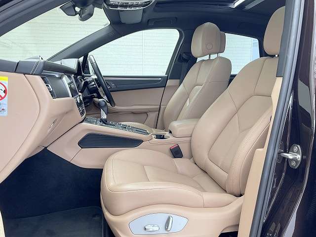 Porsche Macan 5