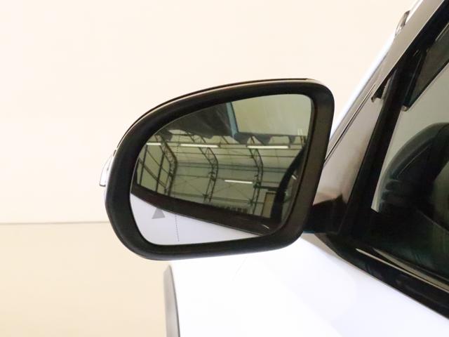 Mercedes-Benz GLB 8