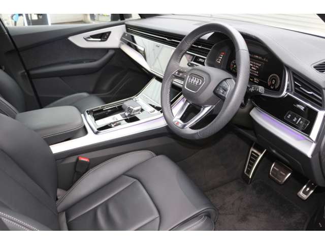 Audi Q7 10