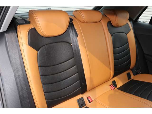 Audi Q2 10