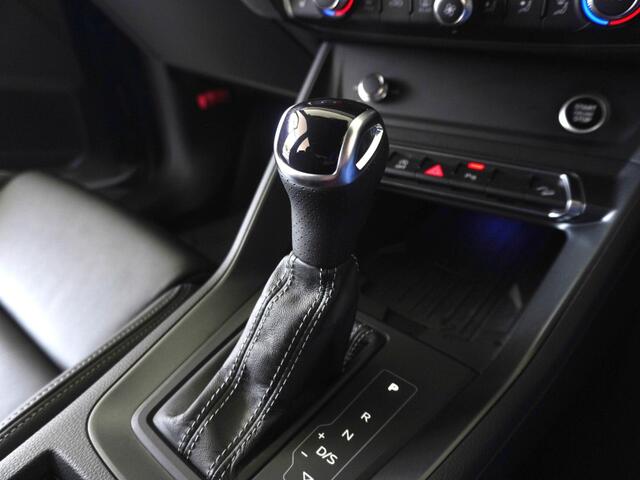 Audi Q3 11