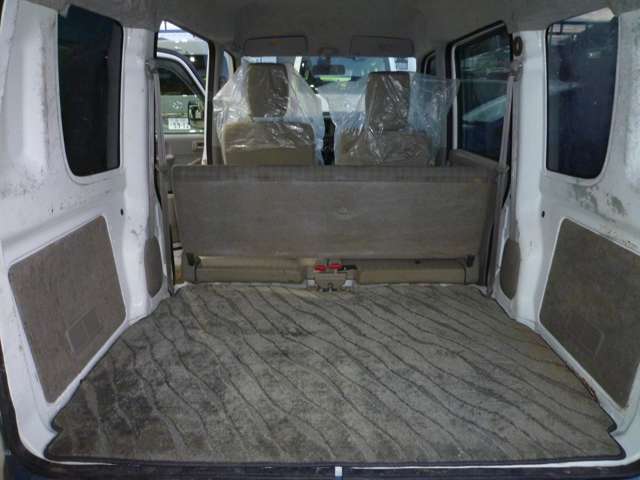 Mitsubishi Minicab Van 12