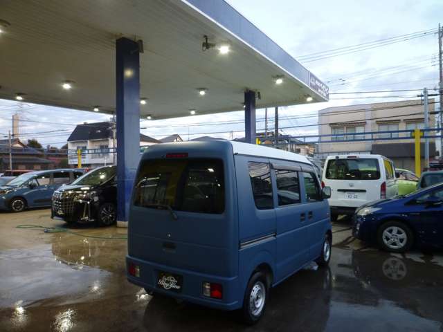 Mitsubishi Minicab Van 9