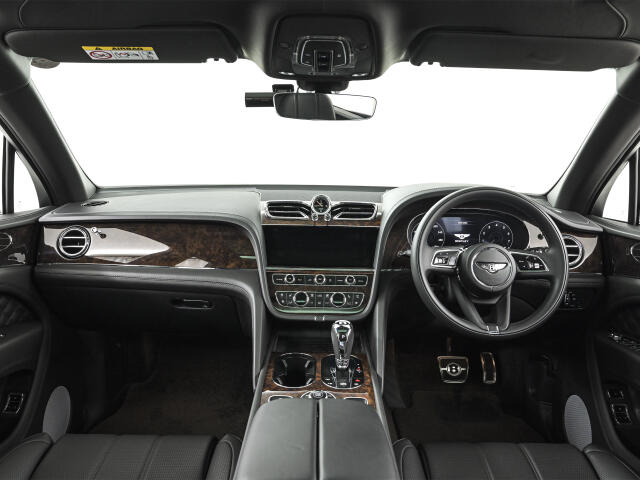 Bentley Bentayga 11