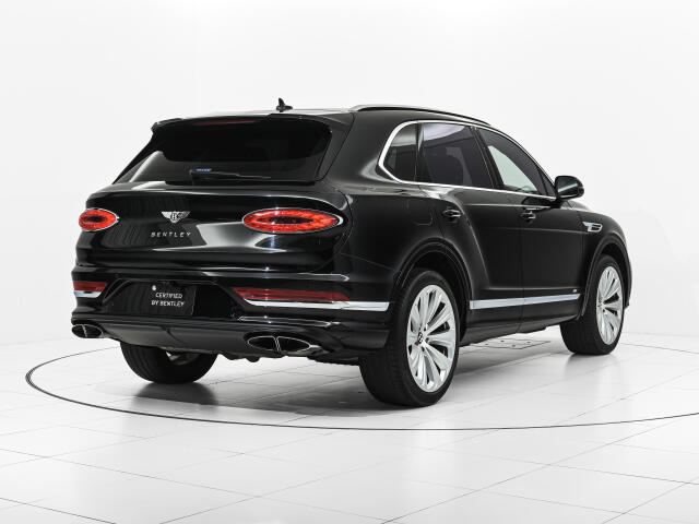 Bentley Bentayga 5