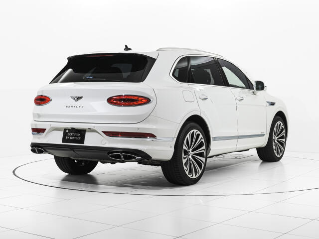 Bentley Bentayga 5