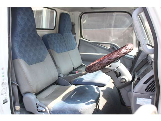 Mitsubishi Fuso Canter 10