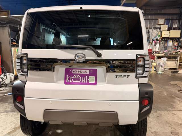 Daihatsu Taft 12