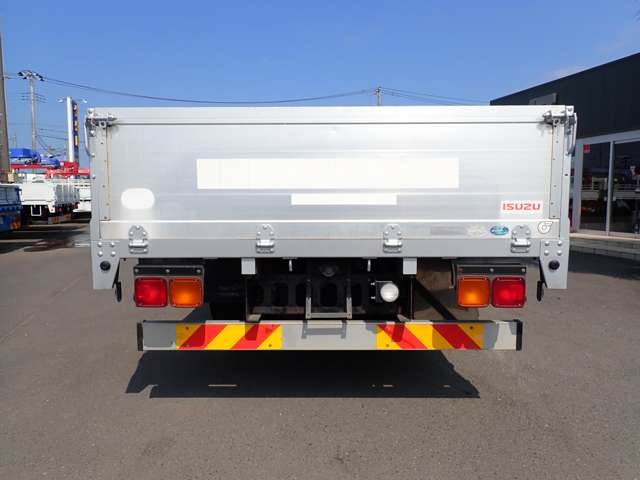 Isuzu Forward 7