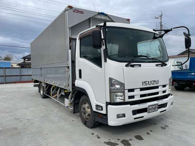 Isuzu Forward 4