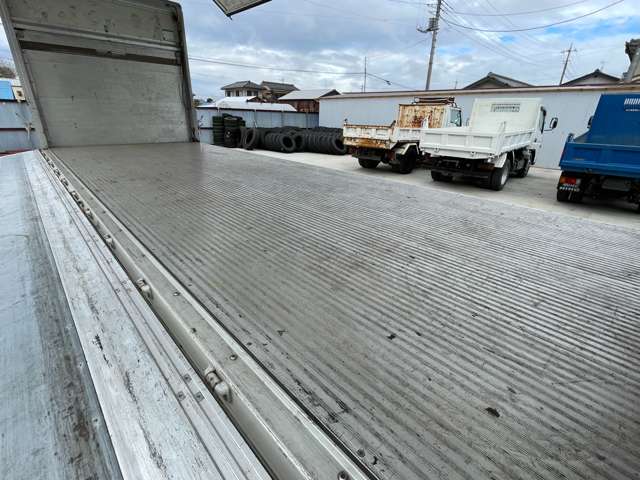 Isuzu Forward 6