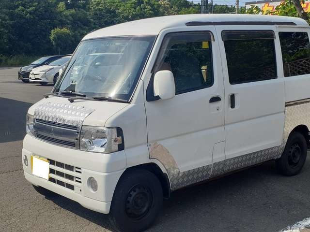 Mitsubishi Minicab Van 11