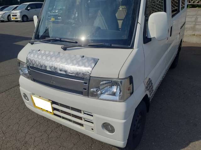 Mitsubishi Minicab Van 10